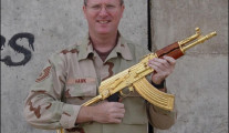 AK-47 Saddam Hussein